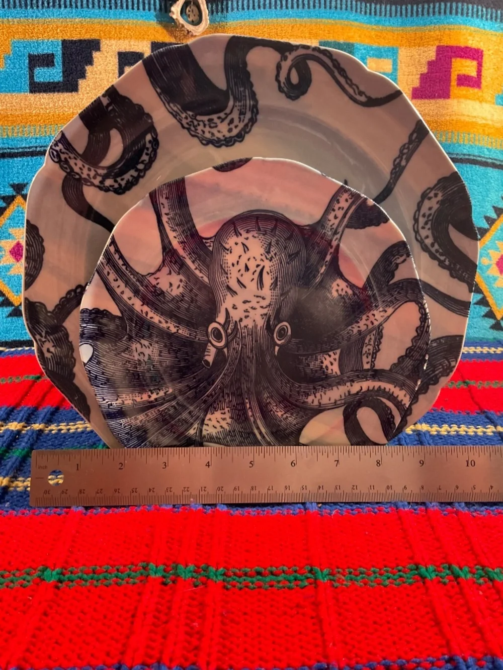 Anthropologie From The Deep Octopus Dinner Plates (2) Salad plate (1)